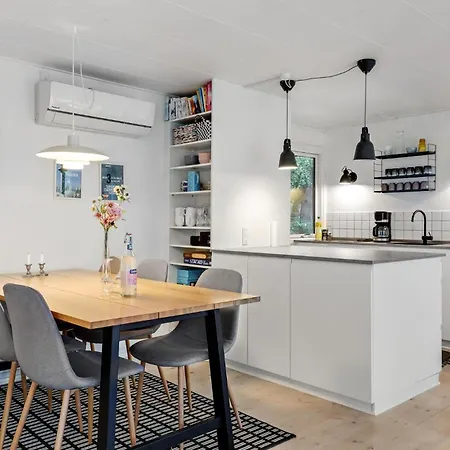 Holiday home 3 Bedroom Gorgeous In Nexo
